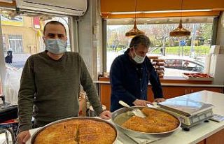 Ramazan sofralarının vazgeçilmez tatlısı: Kaymaklı...