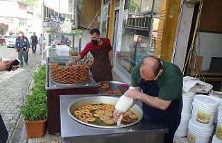 Ramazan’da satışları artan tatlıcıları, kısıtlama...
