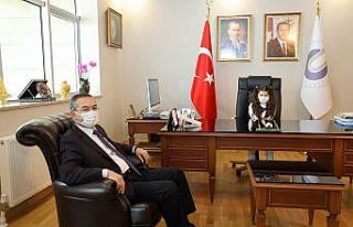 Rektör Akdoğan, 23 Nisan’da koltuğunu devretti