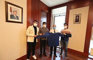 Rektör Dereli’ye öğrencilerden Teknofest’e...