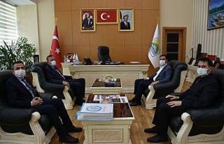 Rektör Elmastaş’tan Başkan Geylani’ye ziyaret