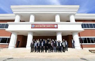 Rektör Şevli Erciş’te bir dizi ziyarette bulundu