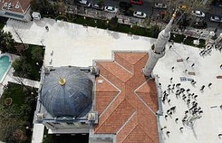 Restorasyonu tamamlanan Teşvikiye Camii ibadete açıldı
