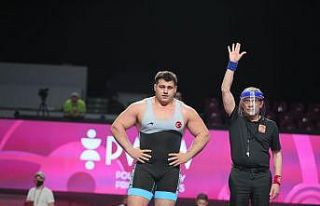 Rıza Kayaalp finalde