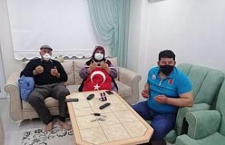 Rıza Kayaalp’in baba evinde şampiyonluk sevinci