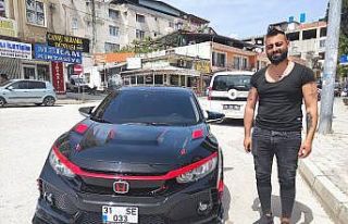 Saçlar gibi araçlara da şekil veriyor