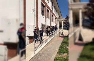 Sakarya’da uyuşturucu tacirlerine operasyon: 3...