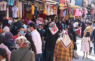 Şanlıurfa’da kapanma öncesi bayram telaşı
