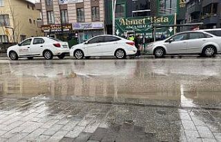 Şehir merkezinde zincirleme kaza 1 yaralı