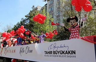 Şehir tiyatroları çocuklara bayram havası yaşattı