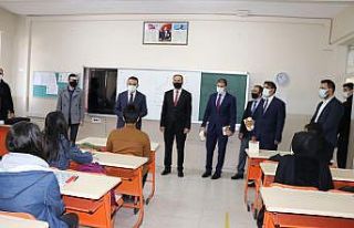 Siirt’te 13 okul daha eğitime kazandırılıyor