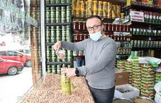 Siirt’te fıstık fiyatları düşünce siparişler...