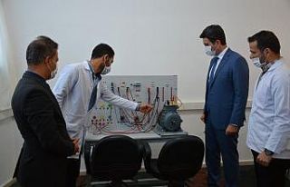 Silopi Kaymakamı Kuruca Özel NEO Okullarını gezdi