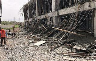 Şırnak’ta terminal inşaatında iskele çöktü:...