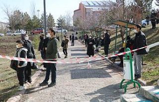 Sivas’ta MSÜ sınavı heyecanı yaşandı, kimliğini...