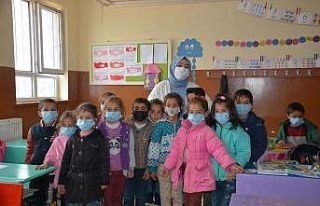 Siverek’te ’Çocuklar Gülsün Projesi’ bir...