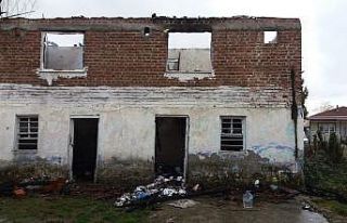 Soba yangını evi küle çevirdi