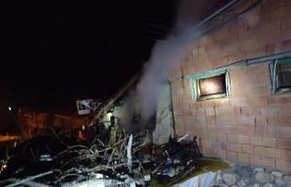 Şuhut’ta tandır yangını