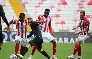 Süper Lig: Sivasspor: 0 - Konyaspor: 0 (Maç devam...