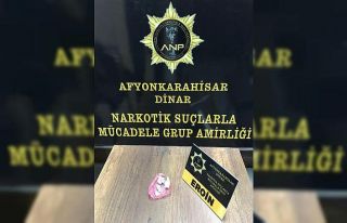 Şüphe üzerine durdurulan araçtan uyuşturucu madde...