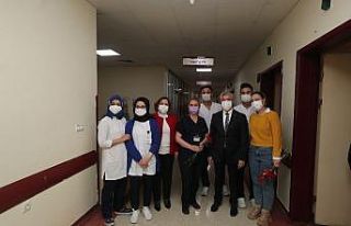 Tahmazoğlu, sağlık çalışanlarını unutmadı