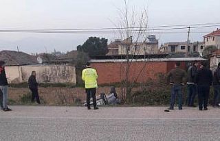 Taklalar atan araçtan sağ kurtuldular