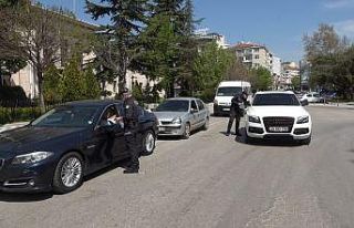 Tam kapanmanın ilk gününde denetimler sıklaştırıldı