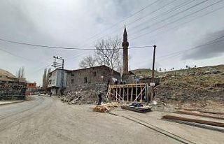 Tarihi Laçin Bey Cami tadilat alındı