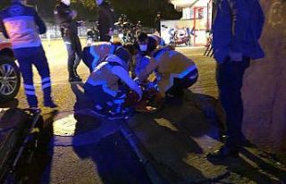 Tartıştığı adamın başında cam şişe kırdı