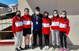 Taşoluk Belediye Spor Kulübü’nün güreşçileri...