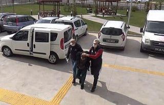 Tekirdağ’da Atatürk büstlerine yazı yazan şahıs...