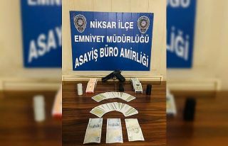 Temaslı olarak kumar oynamaya gitti, baskında ceza...