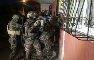 Terör örgütü üyelerine operasyon: 6 gözaltı