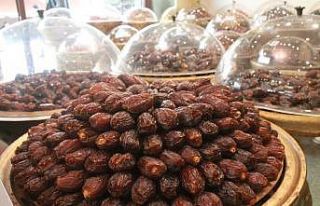 Tezgahlarda hurma hareketliliği başladı