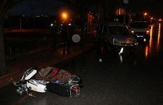 Ticari aracın çarptığı motosiklet sürücüsü...