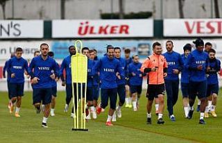 Trabzonspor, Galatasaray karşısında rekor peşinde