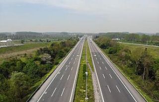 Trafiğin durma noktasına geldiği otoyol bugün...