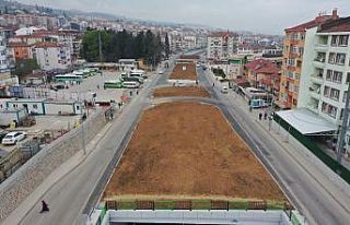 Trafik sorununa çözüm olan köprülü kavşakta...