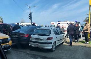 Trafikte kalp krizi geçirerek kaza yapan sürücü...