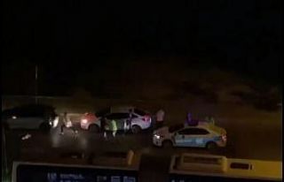 Trafikte yumruk yumruğa kavga