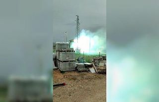 Trafo bomba gibi patlattı
