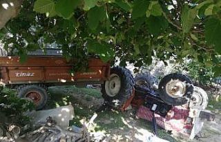 Traktörün altında kalan sürücü hayatını kaybetti