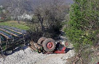 Traktörün altında kalan yaşlı adam hayatını...