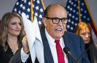 Trump’ın avukatı Giuliani’nin evinde arama yapıldı
