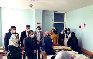 TÜGVA’dan Suriyelilere yönelik kurslar