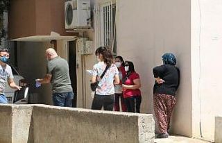 Tüm aile bireylerinin tek tek ölümünü gören...
