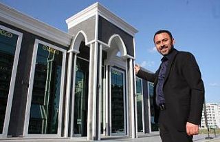 Türkiye’nin en büyük mahallesine ilk yüzme havuzu