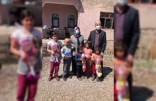 Tuşba Belediye Başkanı Salih Akman’ın çocuk...