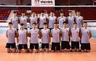 U17 Erkek Voleybol Takımı Ankara’da kampa girdi