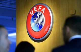 UEFA, Şampiyonlar Ligi formatında değişikliğe...